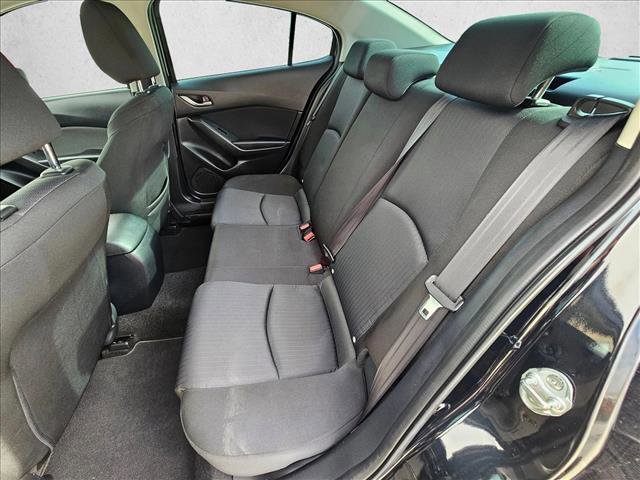 Used 2015 MAZDA MAZDA3 i Sport image 16