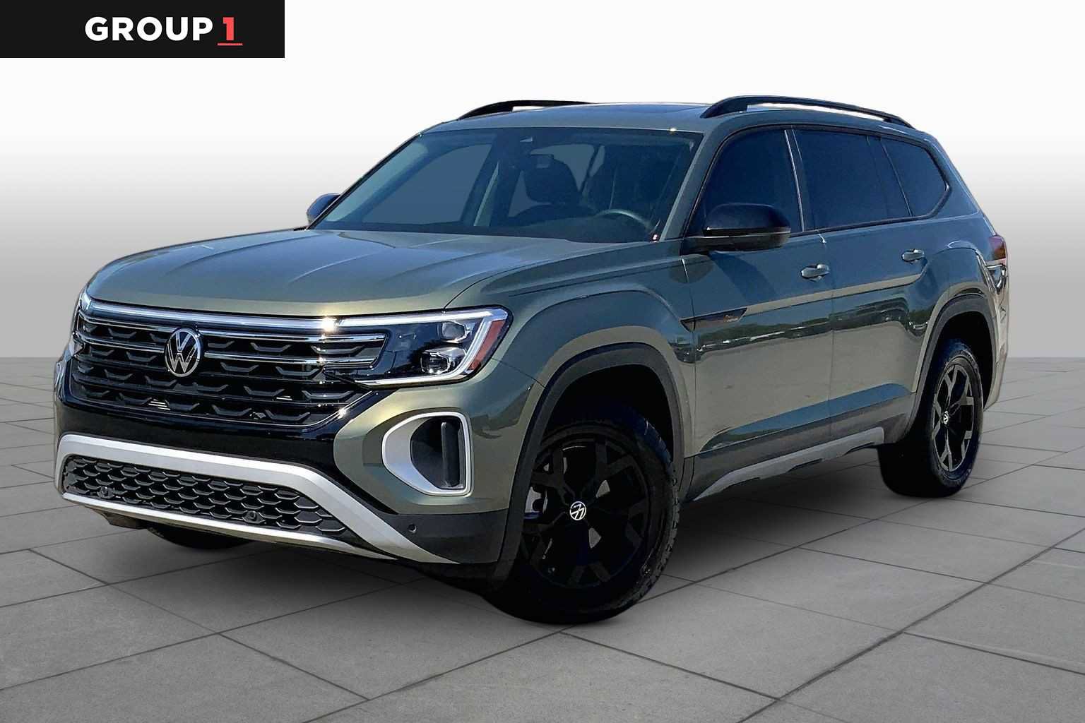 Used 2026 Volkswagen Atlas Peak Edition AWD/4WD image 1
