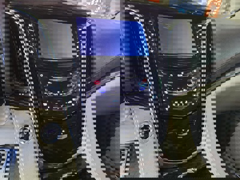 Used 2015 Cadillac Escalade ESV Luxury image 31