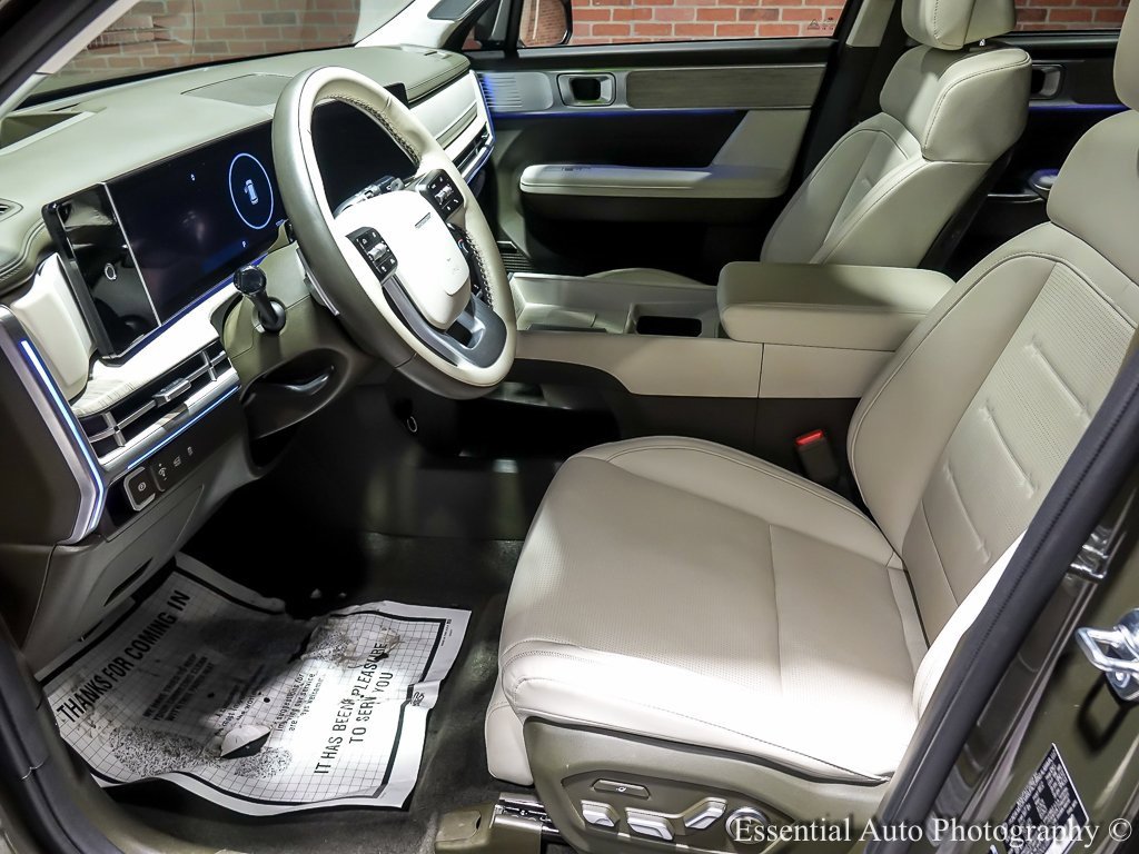 Used 2025 Hyundai Santa Fe Calligraphy image 14