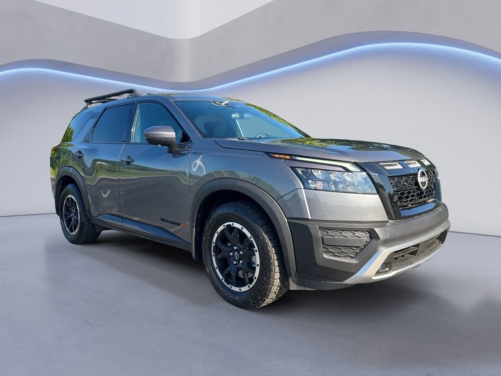 Used 2025 Nissan Pathfinder Rock Creek AWD/4WD image 8