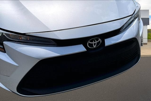 Used 2026 Toyota Corolla LE FWD image 28