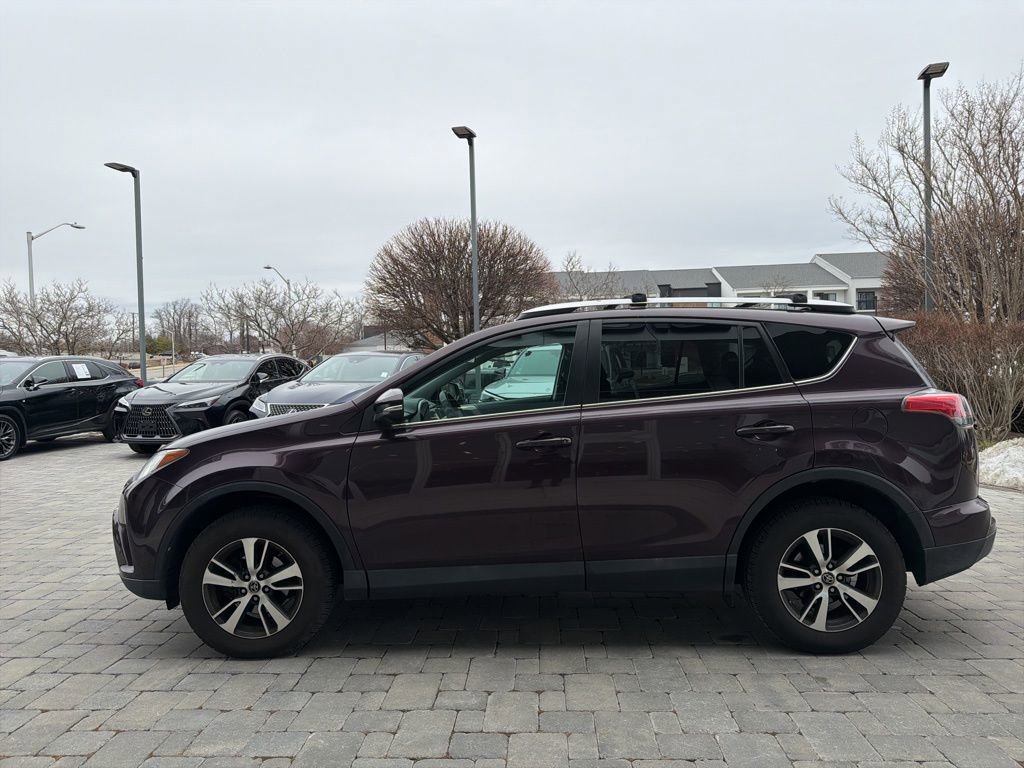 Used 2016 Toyota RAV4 XLE w/ Convenience Package image 9