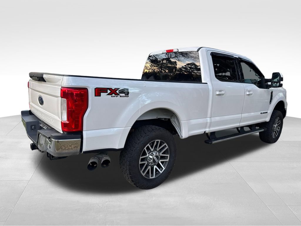 Used 2017 Ford F250 Lariat w/ Lariat Value Package AWD/4WD image 5