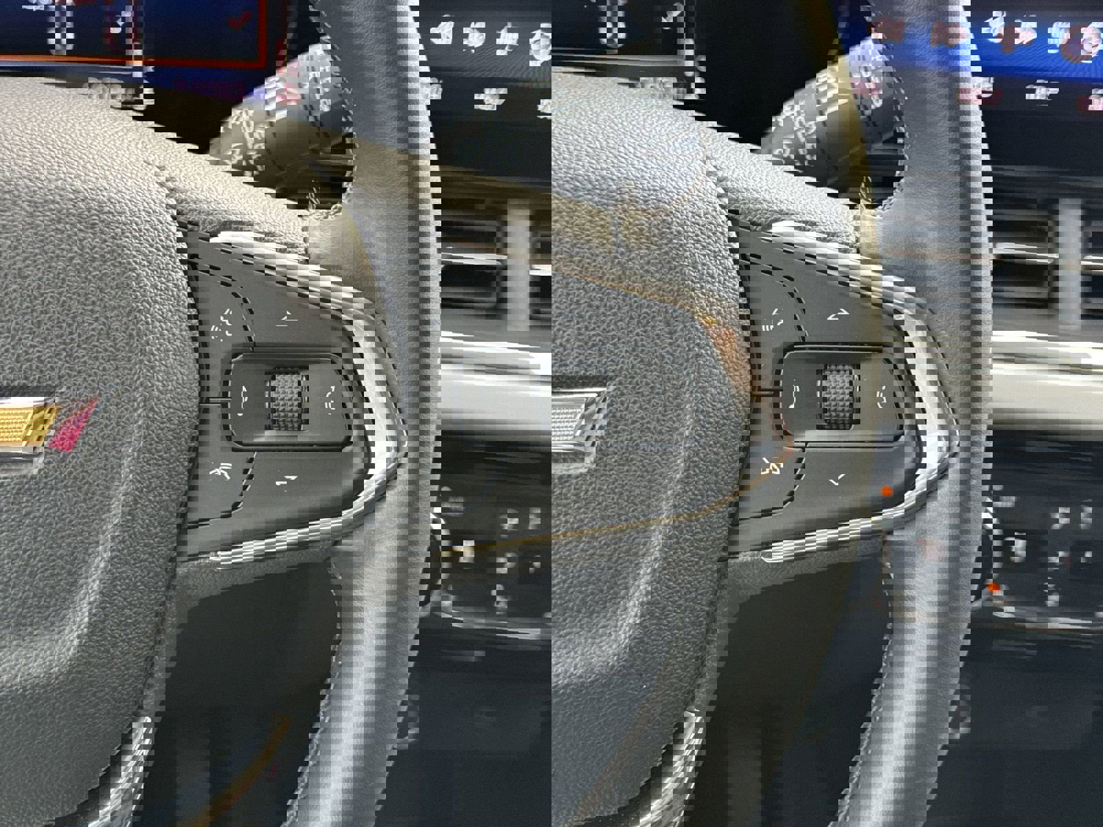 Used 2025 Chevrolet Trax LT w/ LT Convenience Package image 20