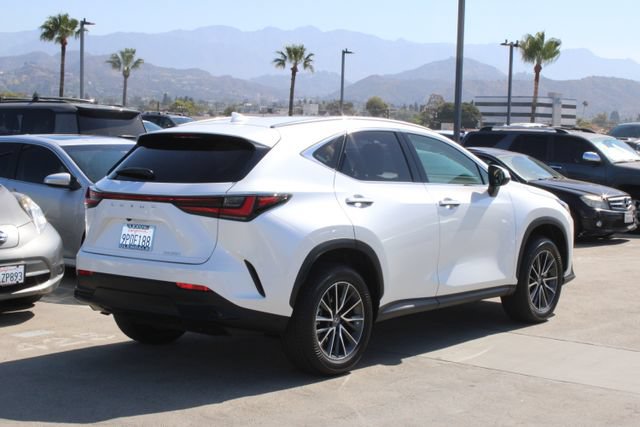 Certified 2025 Lexus NX 250 FWD w/ Premium Package image 21