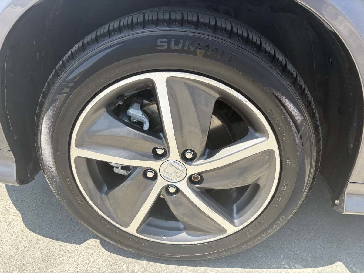 Used 2019 Honda HR-V Touring image 10