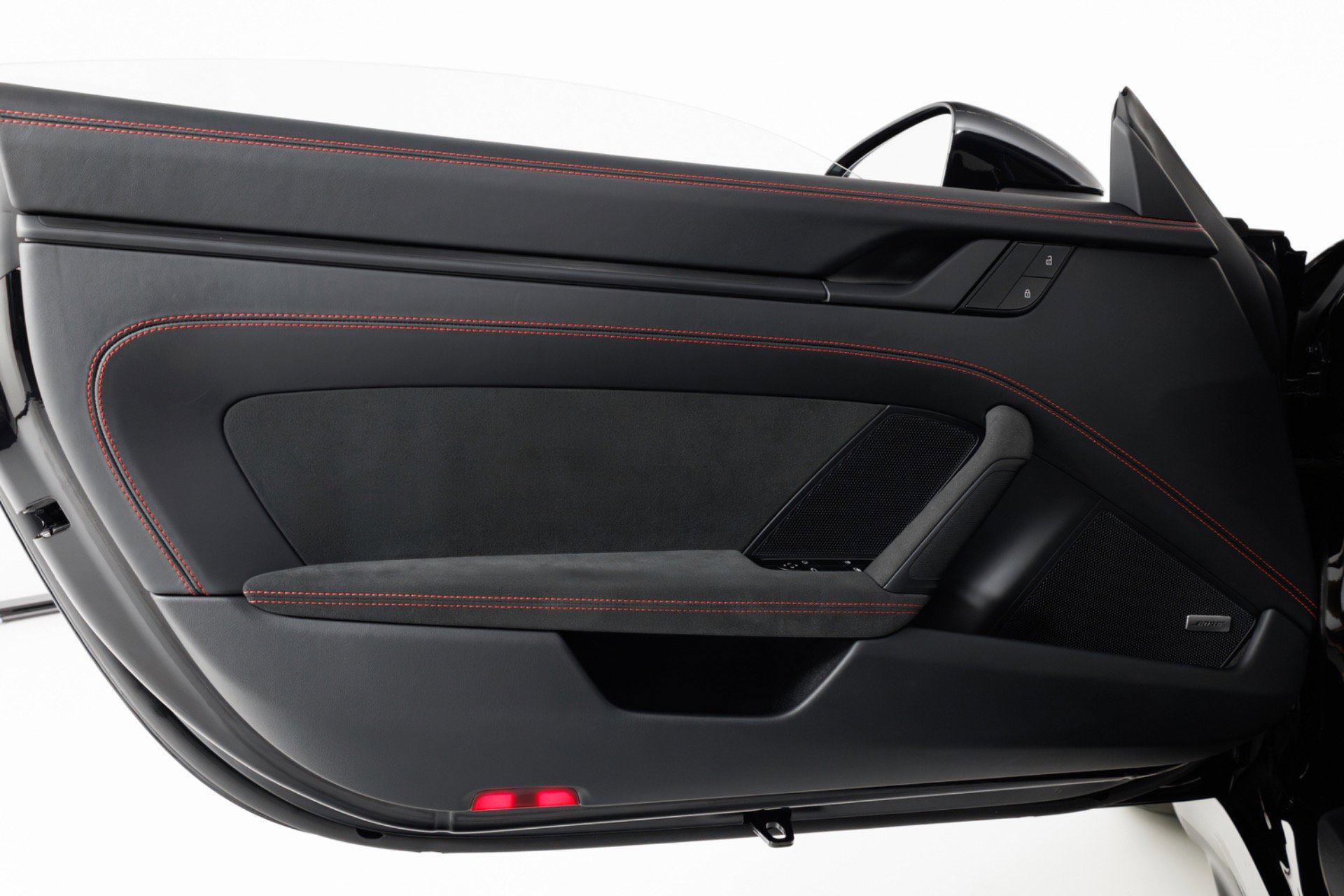 Used 2025 Porsche 911 GT3 RWD image 35