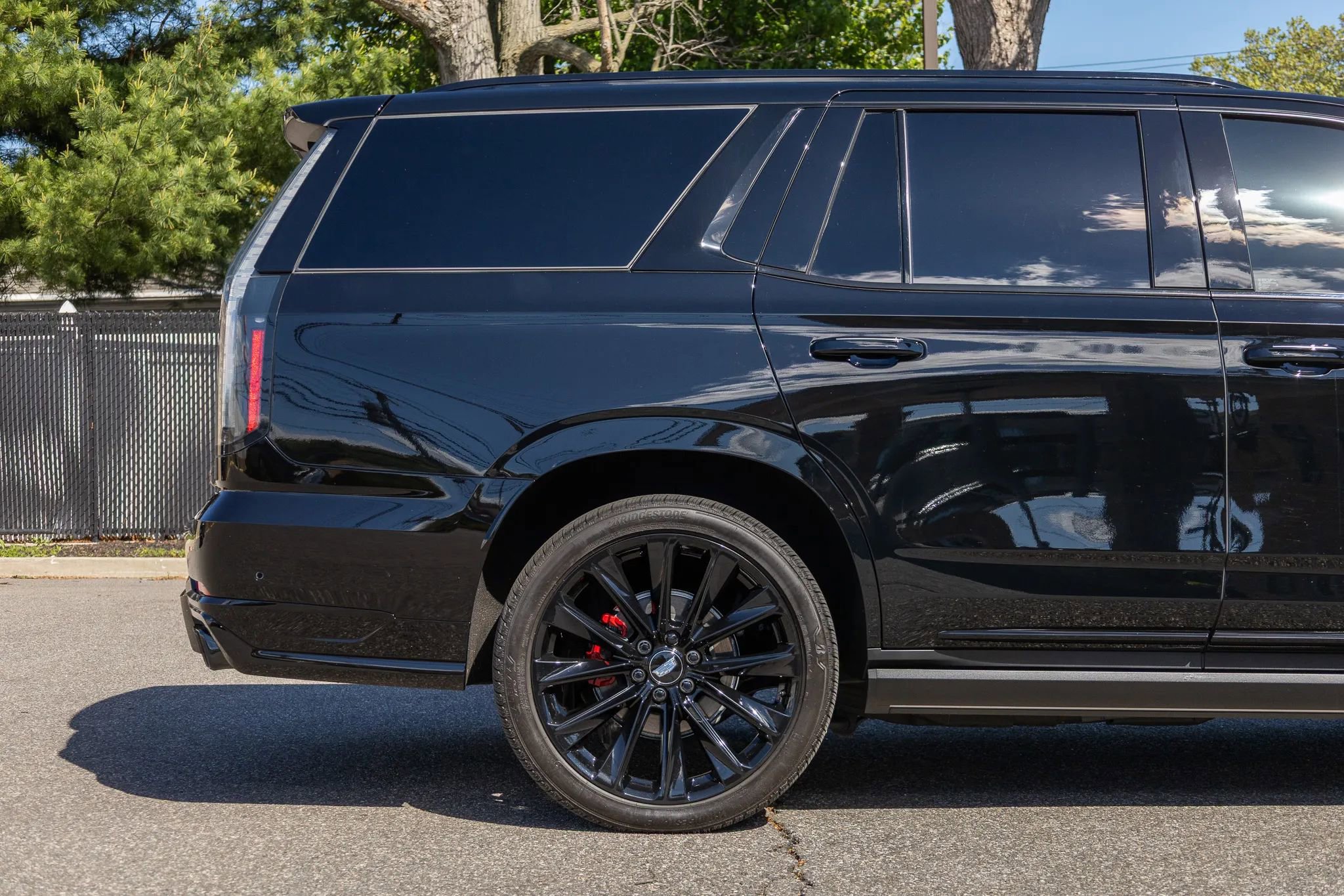 Used 2026 Cadillac Escalade V AWD/4WD image 22