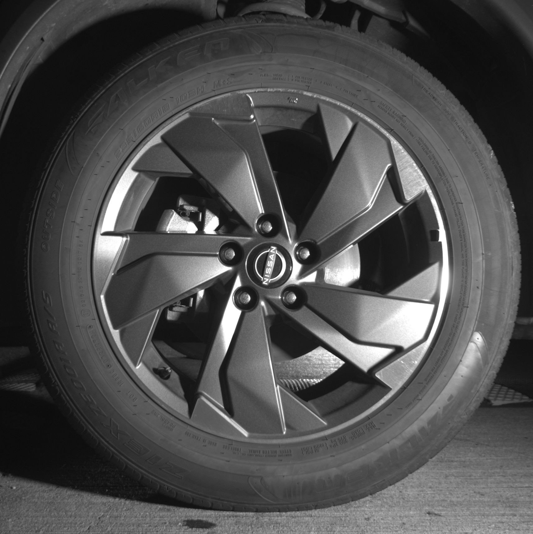 Used 2025 Nissan Rogue SV image 12