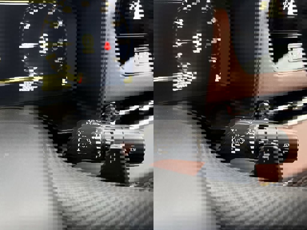 New 2026 Mitsubishi Outlander SEL image 23