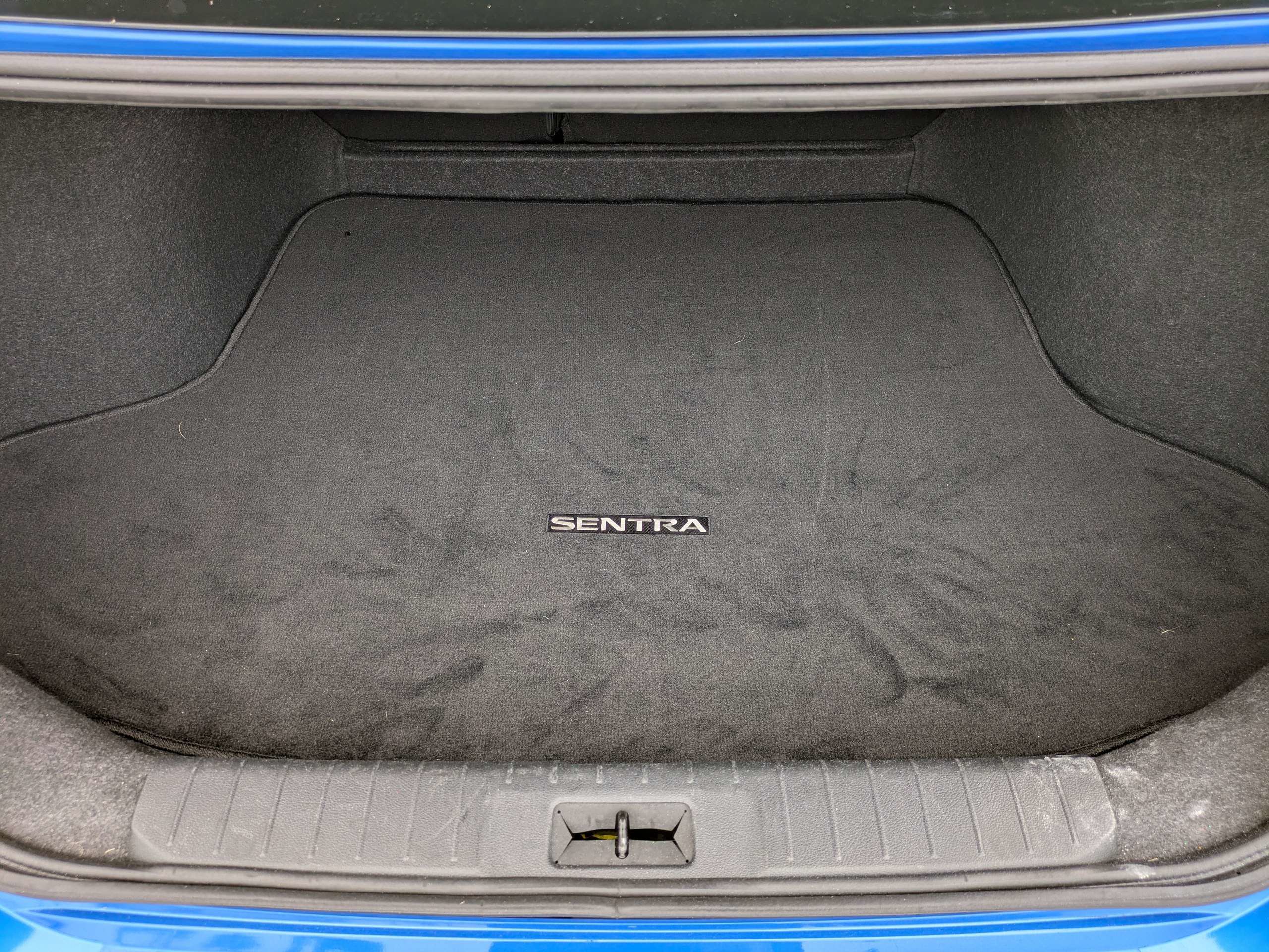 Used 2023 Nissan Sentra SR w/ SR Premium Package FWD image 11