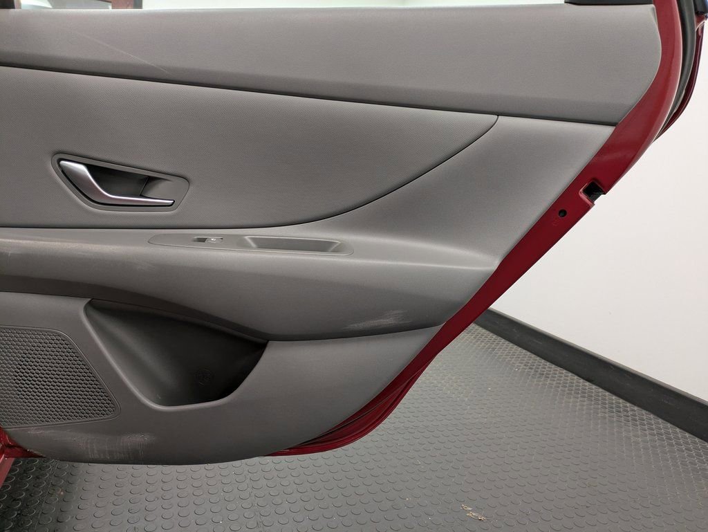 Used 2023 Hyundai Elantra SEL w/ Convenience Package FWD image 25