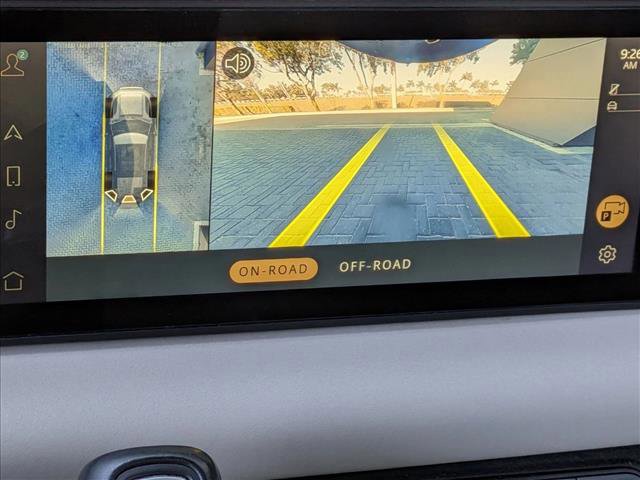 Used 2020 Land Rover Defender 110 First Edition image 11