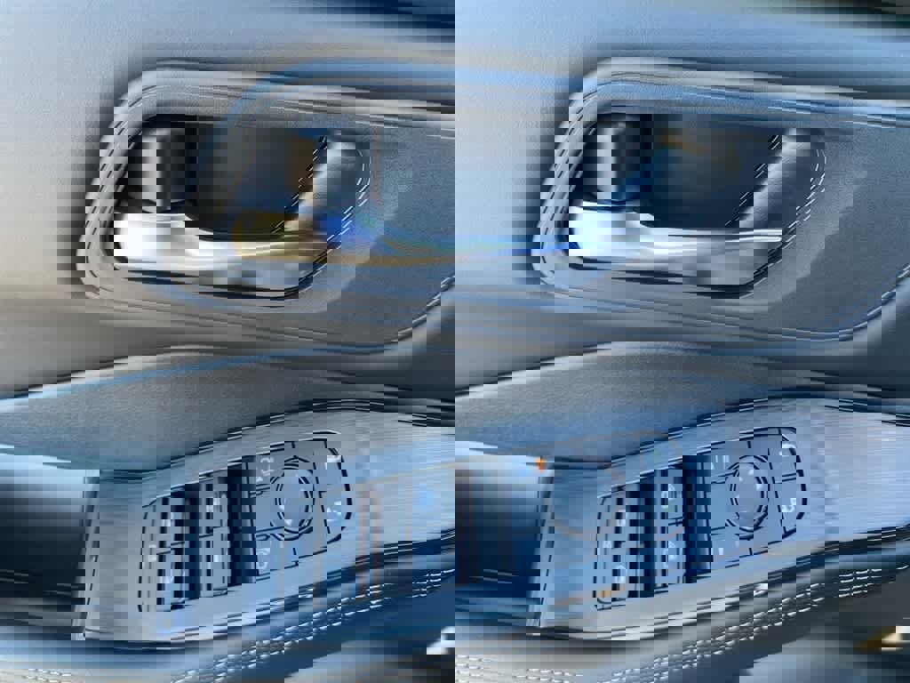 New 2026 Nissan Rogue SV image 10