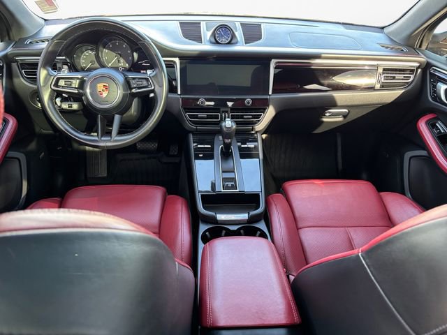 Used 2022 Porsche Macan image 10