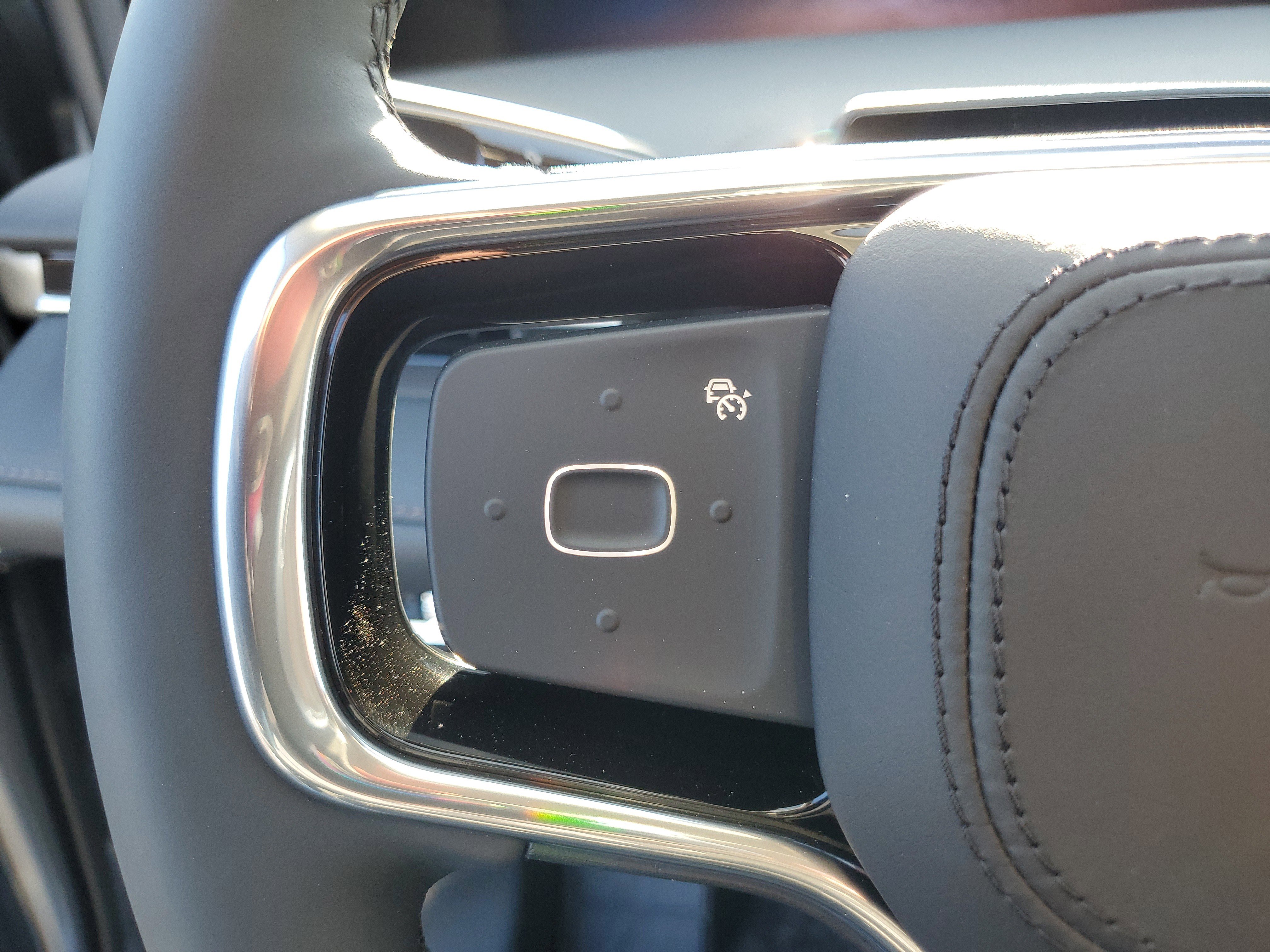 New 2026 Lincoln Nautilus Premier w/ Equipment Group 102A image 17