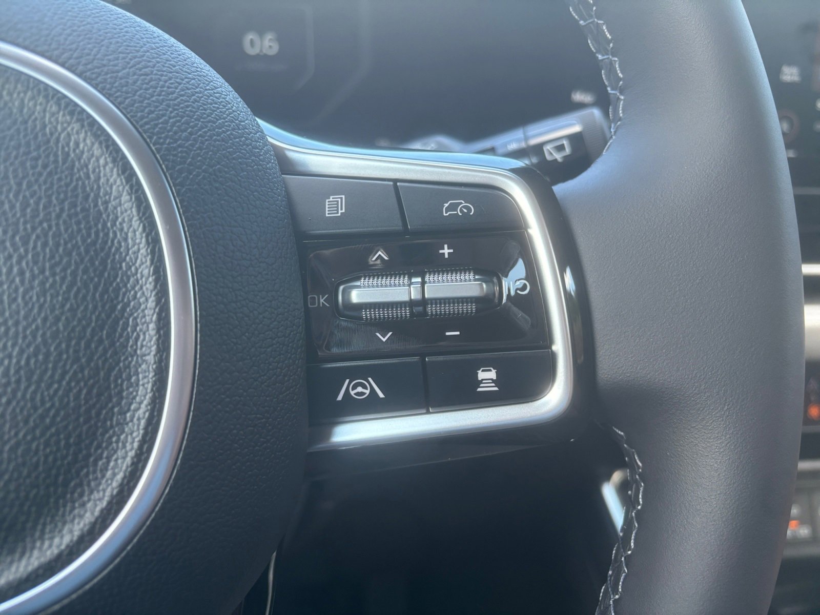 New 2026 Kia Carnival SX image 23
