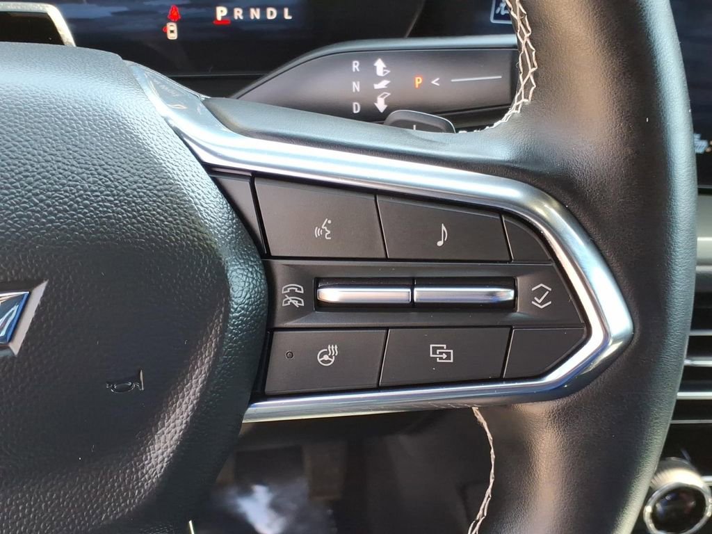 Used 2025 Chevrolet Traverse LT w/ Enhanced Driving Package AWD/4WD image 27