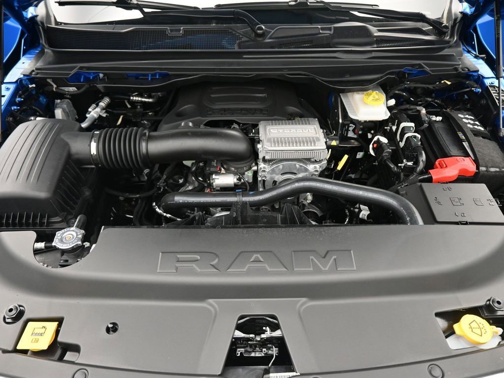 New 2026 RAM 1500 4x4 Crew Cab image 25