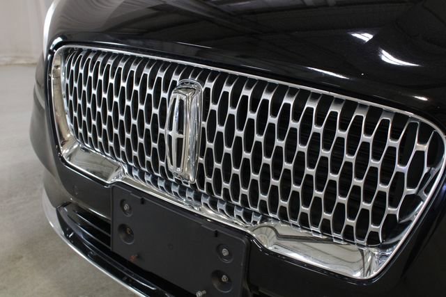 Used 2020 Lincoln Corsair Reserve w/ Equipment Group 201A image 33