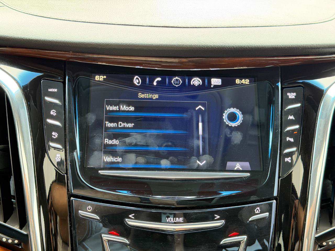 Used 2017 Cadillac Escalade Luxury AWD/4WD image 81