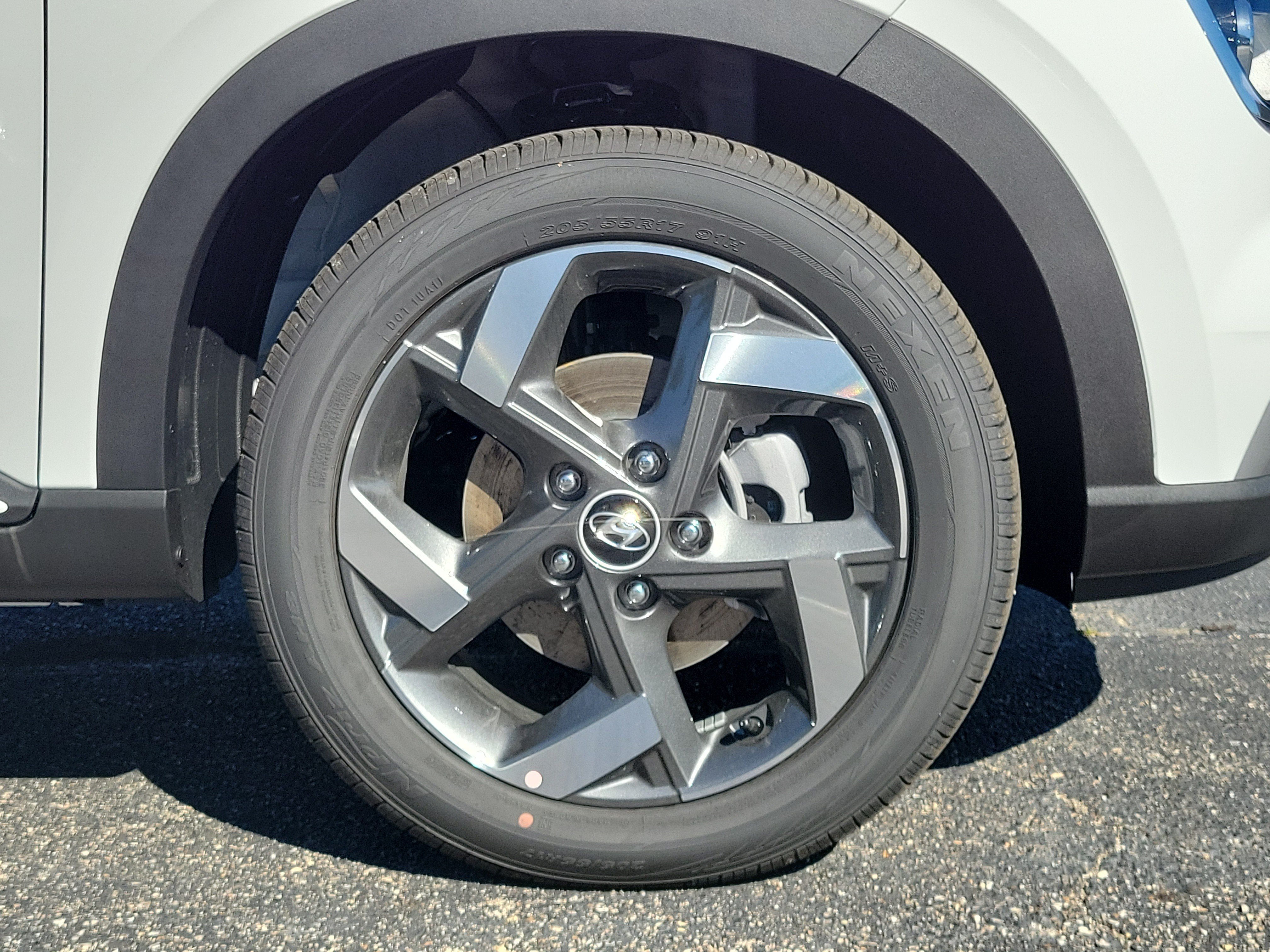 New 2026 Hyundai Venue SEL FWD image 5