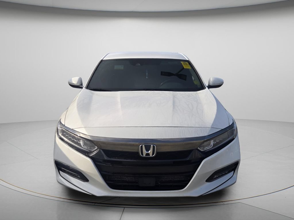 Used 2018 Honda Accord Sport image 3