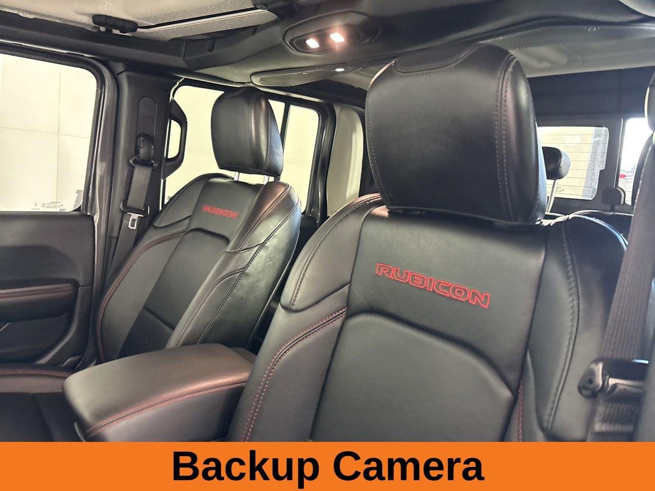 Used 2024 Jeep Gladiator Rubicon w/ Convenience Group AWD/4WD image 9