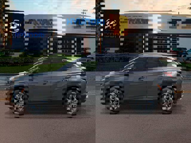 New 2026 Hyundai Tucson SEL image 3