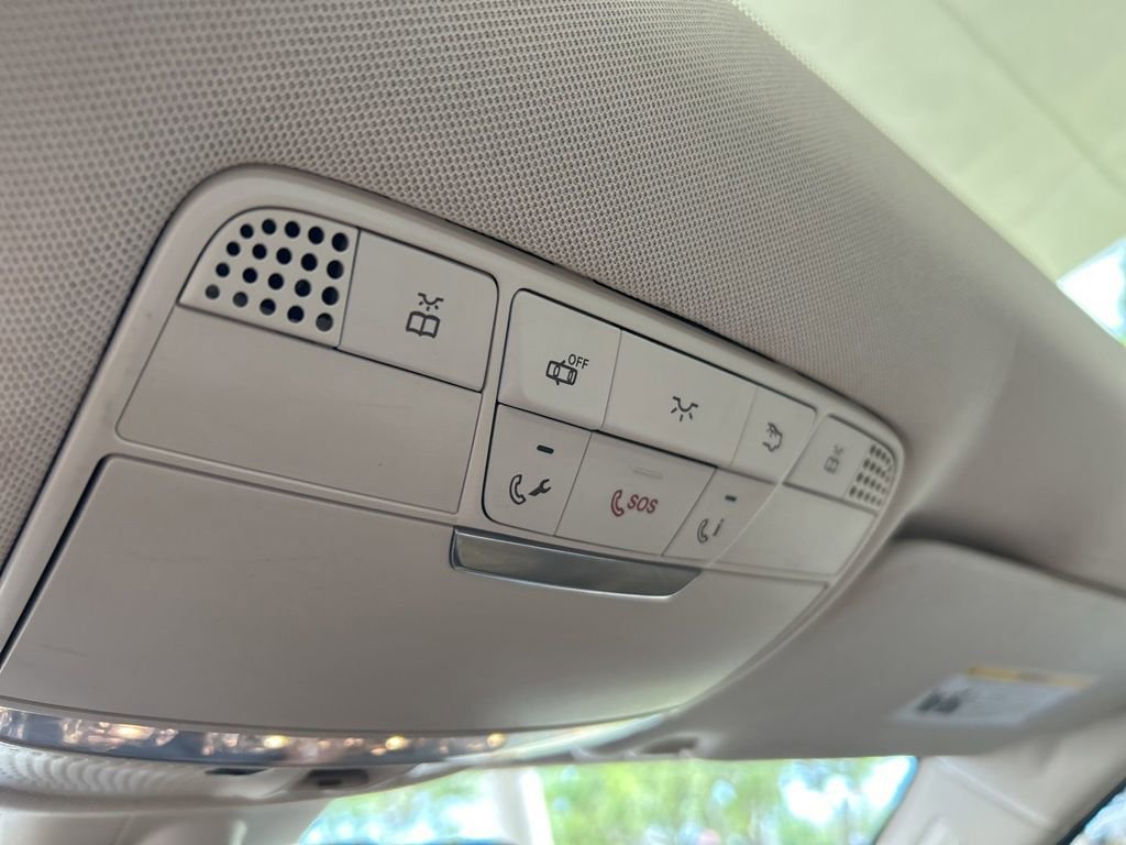 Used 2018 Mercedes-Benz C 300 4MATIC Sedan image 46