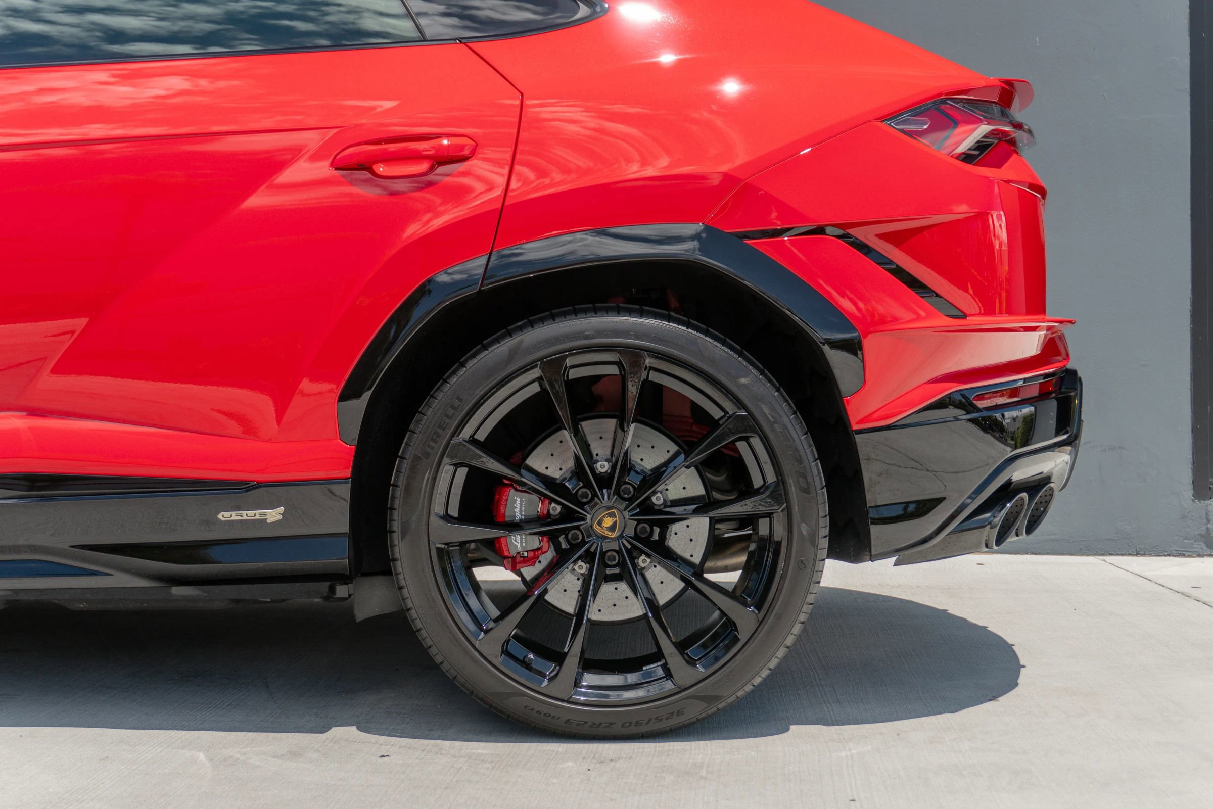 Used 2024 Lamborghini Urus S AWD/4WD image 21