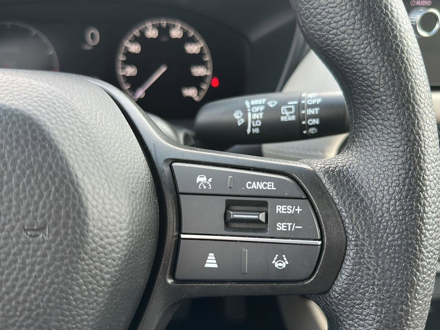 Used 2026 Honda HR-V LX image 27