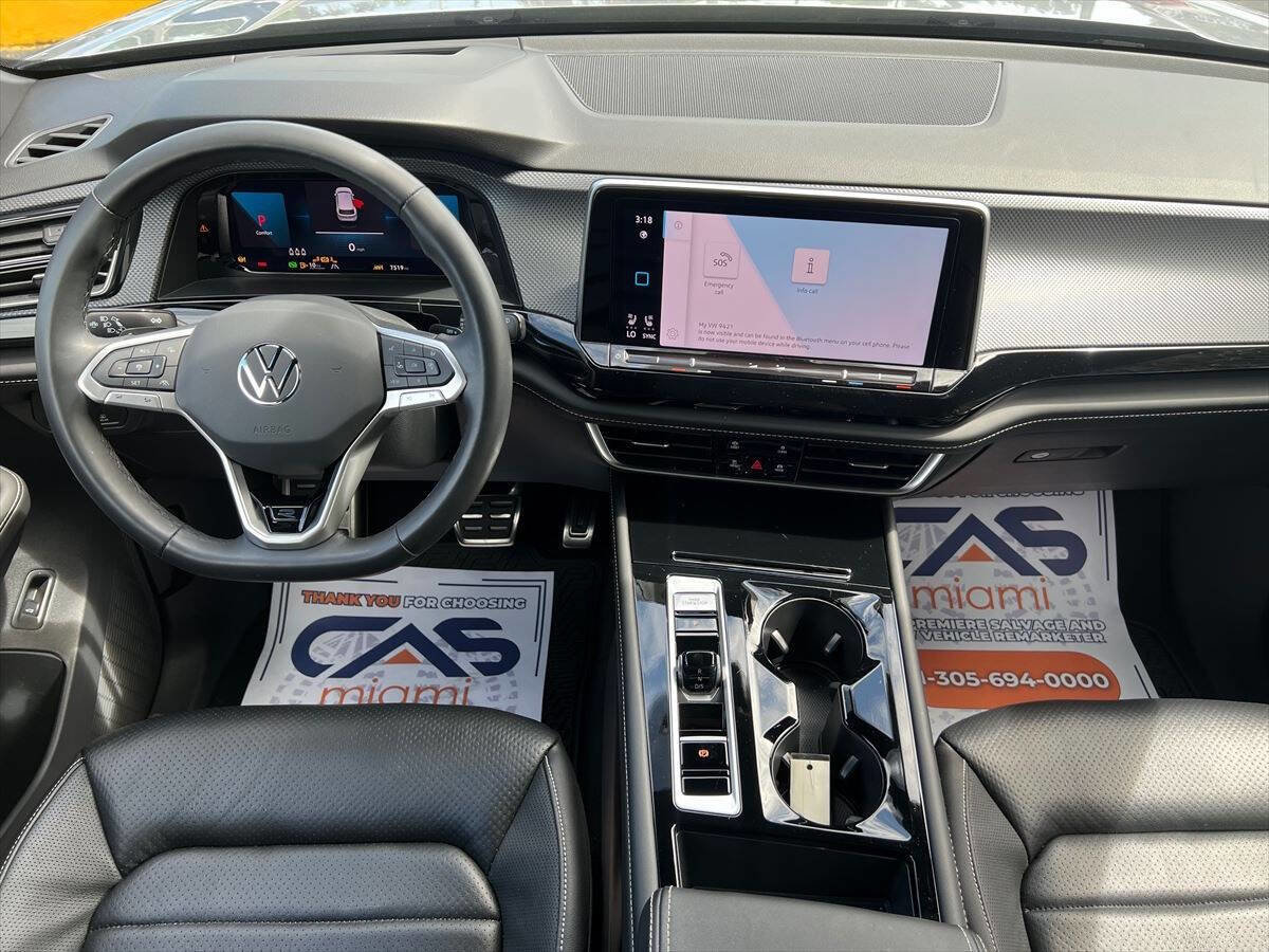 Used 2024 Volkswagen Atlas Cross Sport SEL R-Line image 9