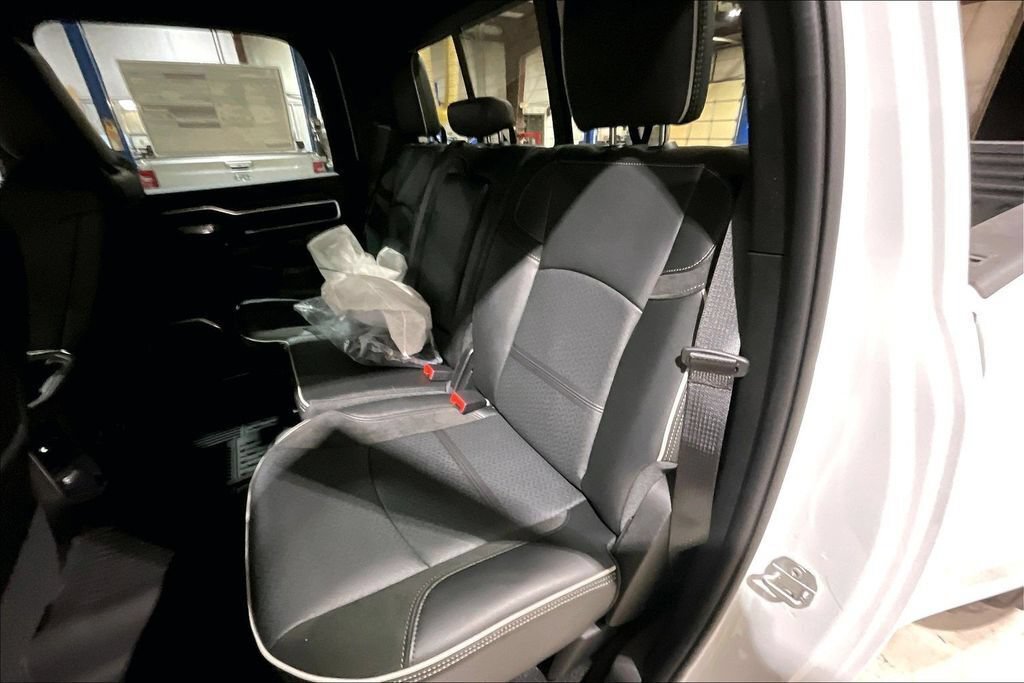 New 2026 RAM 3500 Laramie AWD/4WD image 10
