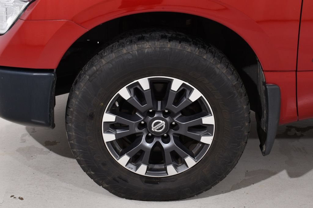 Used 2019 Nissan Titan S AWD/4WD image 22
