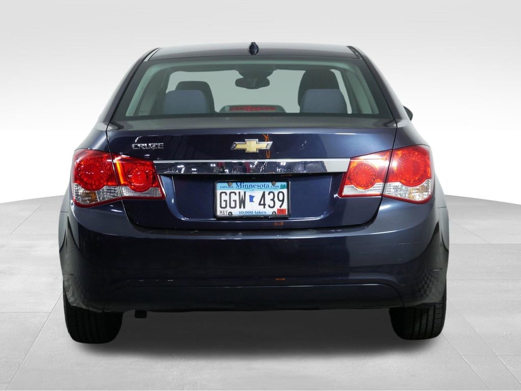 Used 2014 Chevrolet Cruze LS FWD image 9