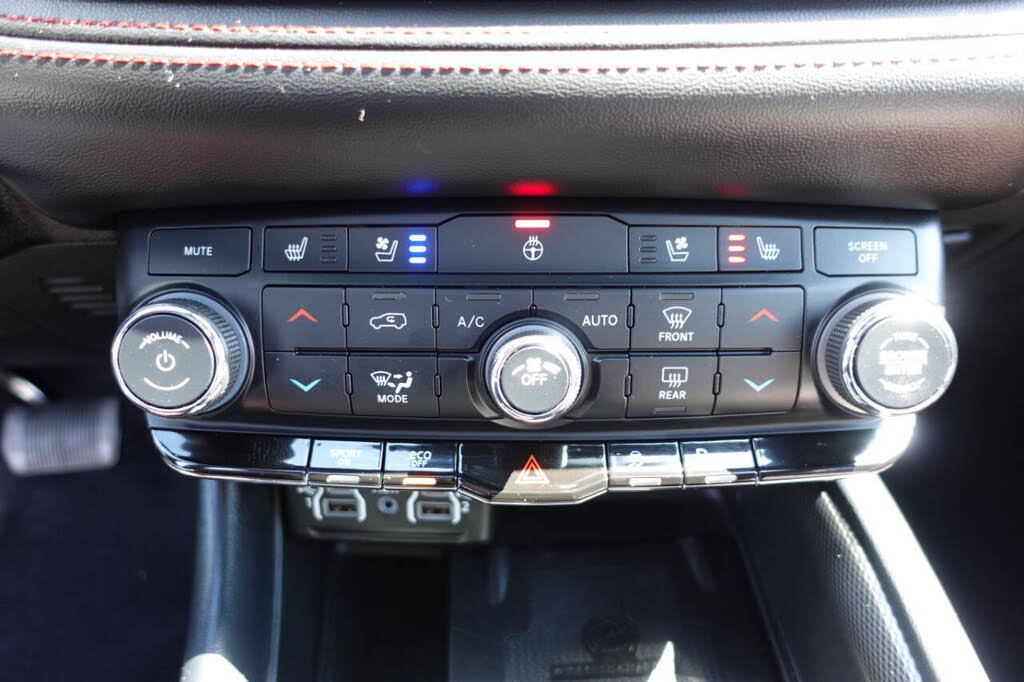 Used 2024 Dodge Durango R/T w/ Blacktop Package AWD/4WD image 50