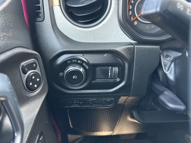 Used 2024 Jeep Wrangler Unlimited Sport AWD/4WD image 21