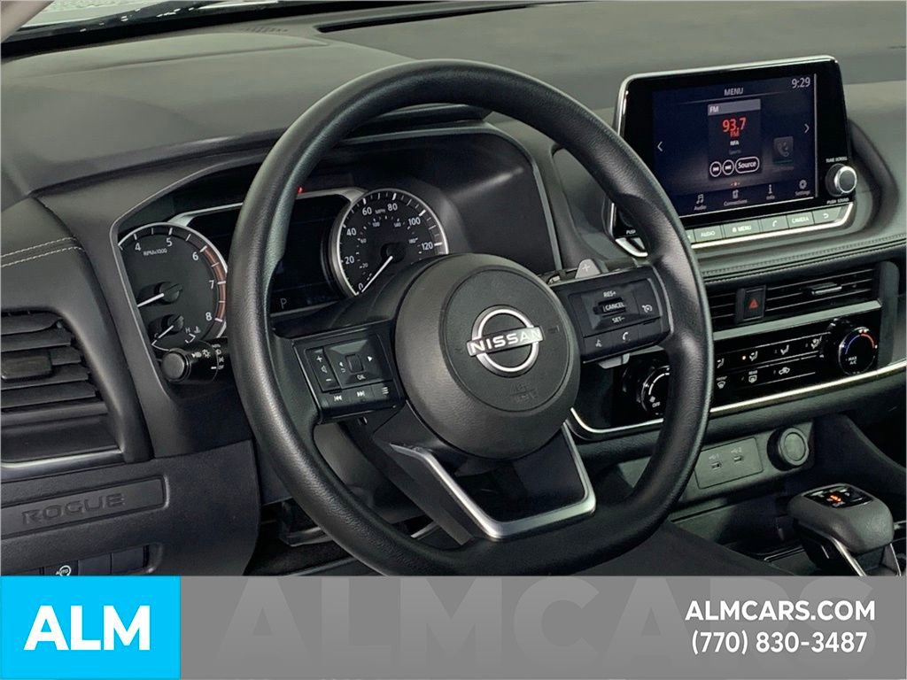 Used 2024 Nissan Rogue S image 7