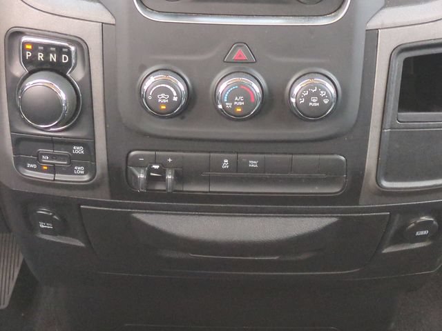 Used 2018 RAM 1500 Express w/ Express Value Package AWD/4WD image 20