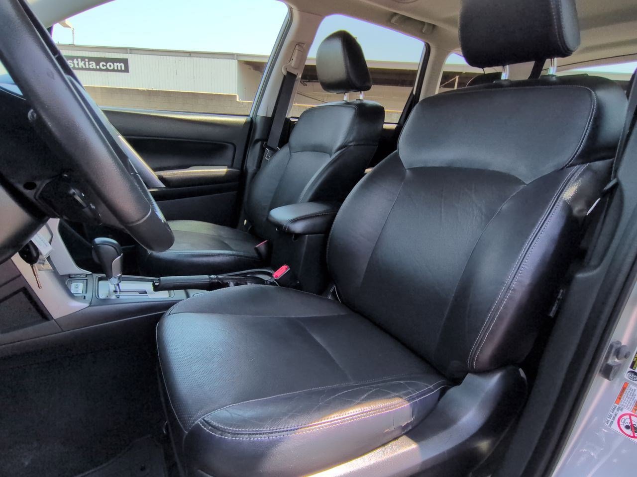 Used 2015 Subaru Forester 2.5i Limited AWD/4WD image 18