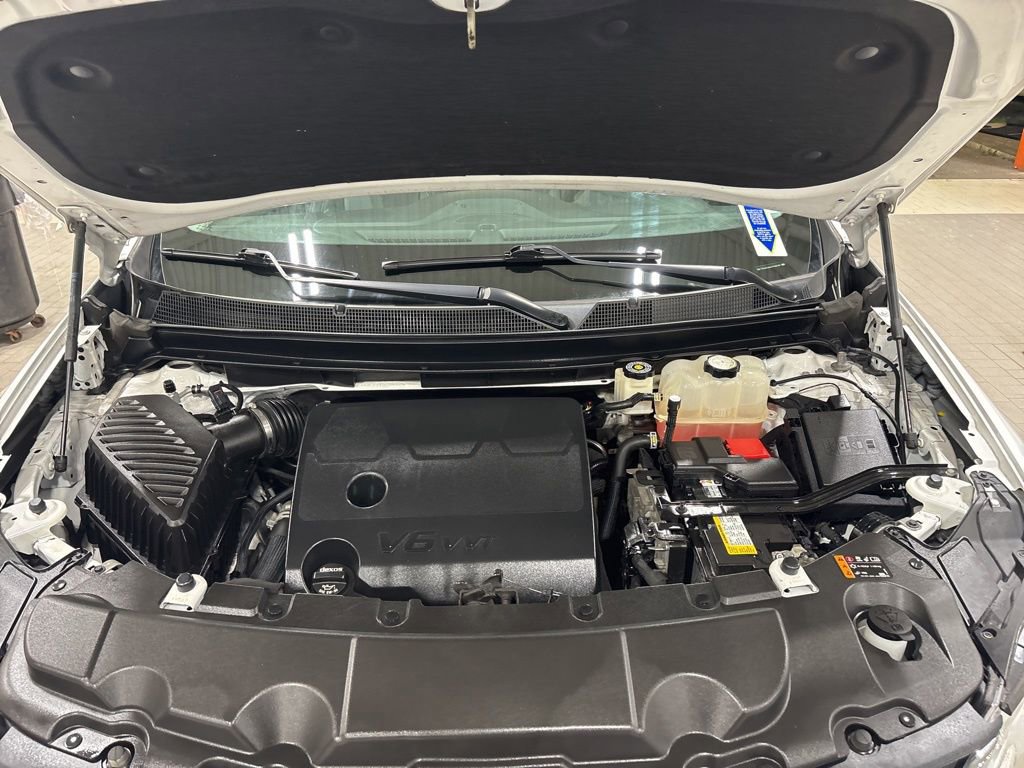 Used 2019 Chevrolet Traverse LT w/ LT Premium Package image 18