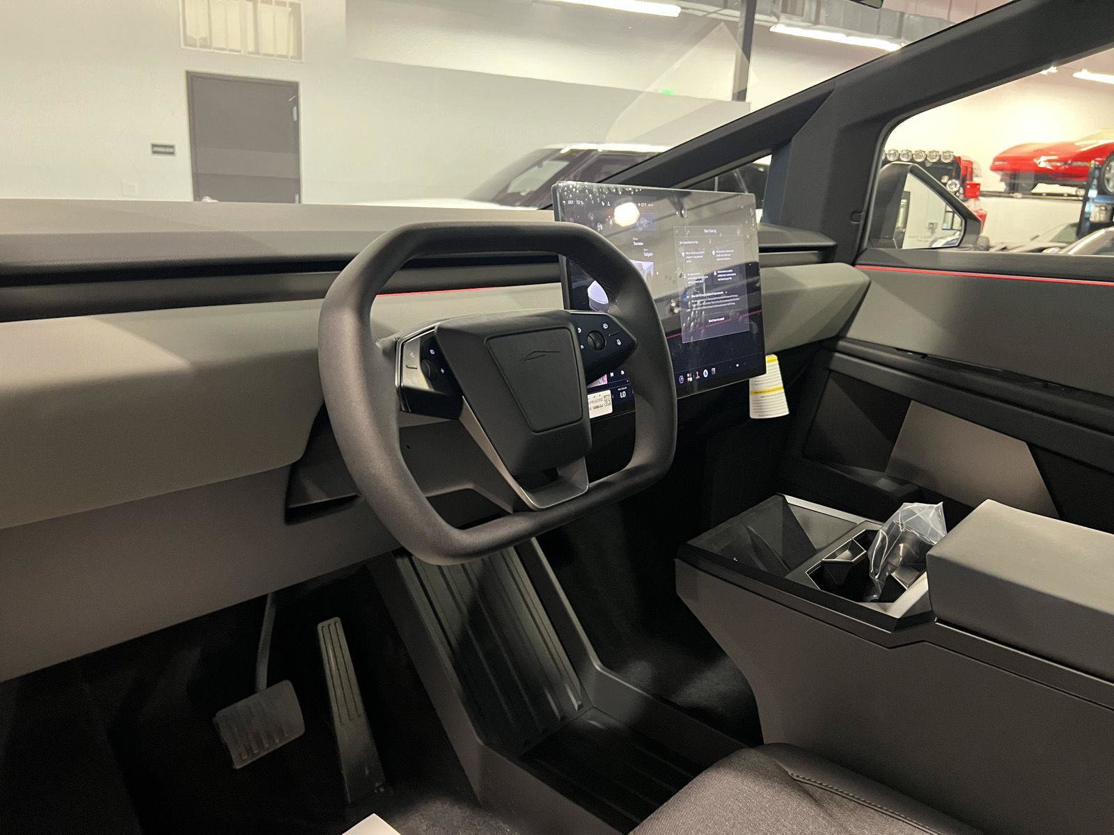 Used 2026 Tesla Cybertruck AWD Crew Cab image 12