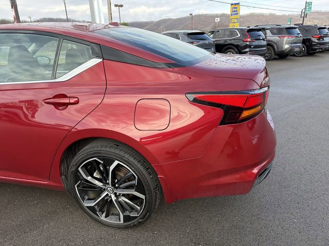 Used 2025 Nissan Altima 2.5 SR image 9