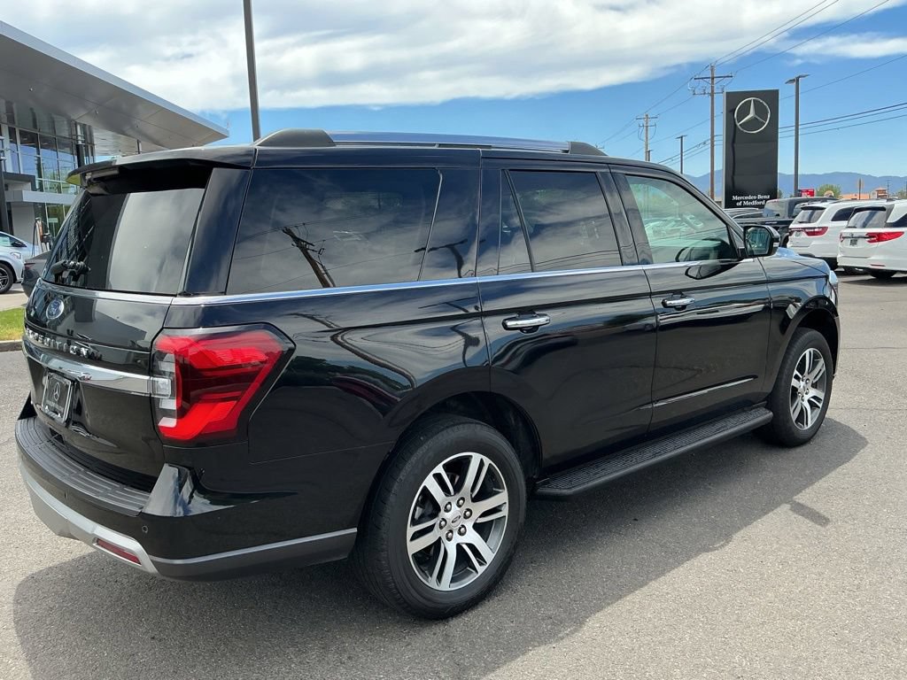 Used 2024 Ford Expedition Limited AWD/4WD image 7