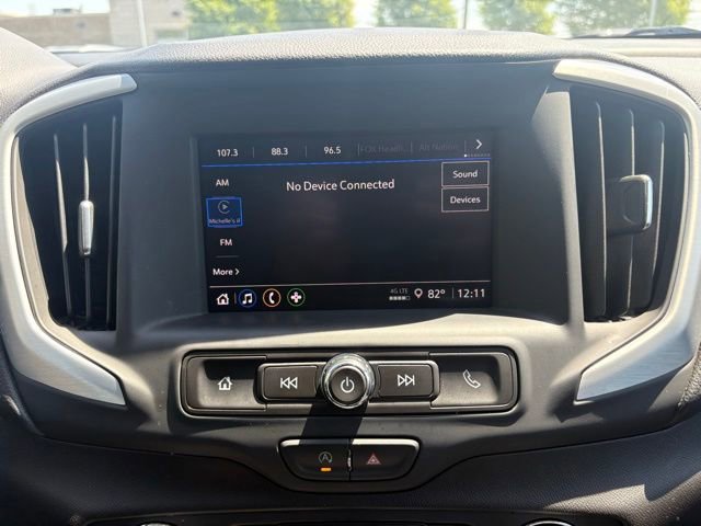 Used 2024 GMC Terrain SLE w/ Driver Convenience Package FWD image 27
