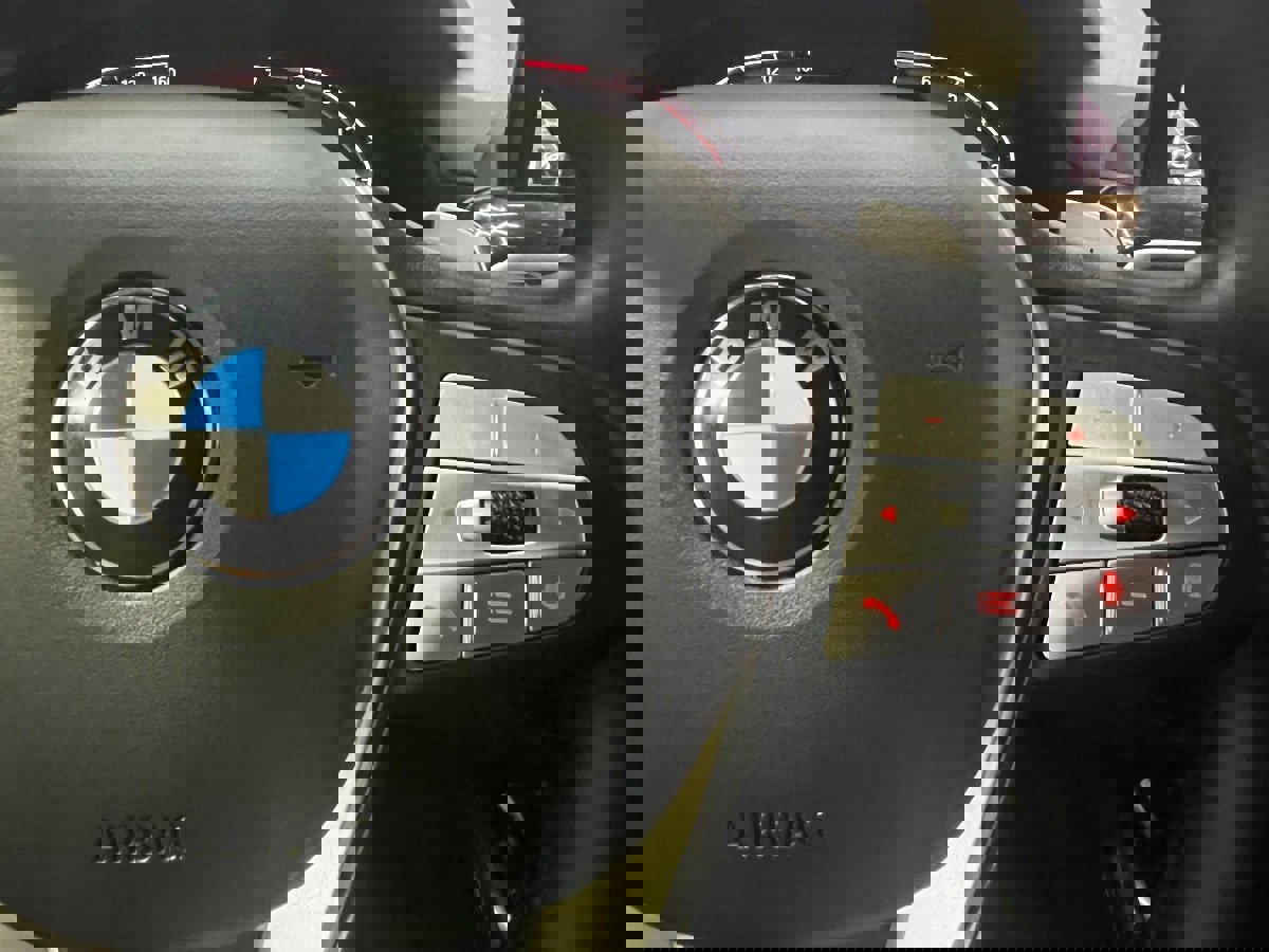 Used 2023 BMW X4 xDrive30i w/ Parking Assistance Package image 11