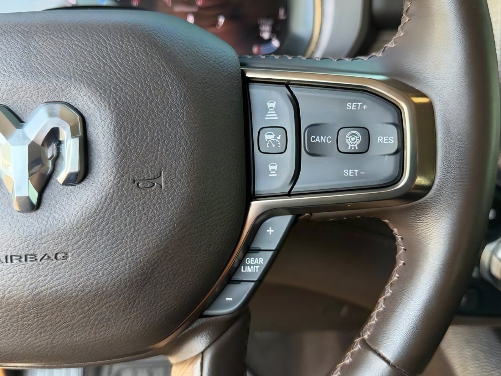 Certified 2025 RAM 1500 Limited AWD/4WD image 35