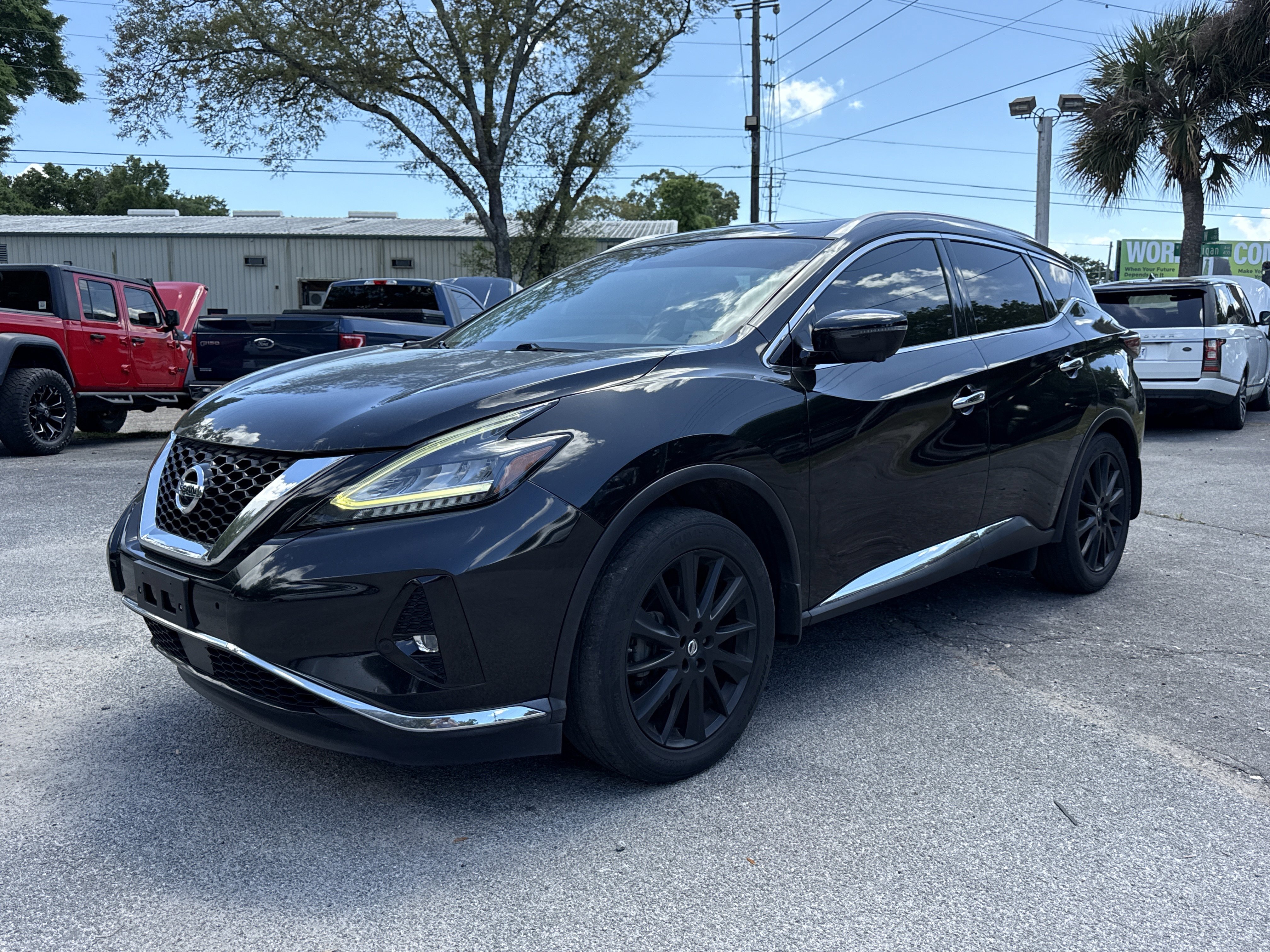 Used 2019 Nissan Murano Platinum FWD image 1